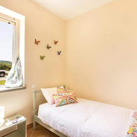 Sleeps 8 With Pool And Wifi